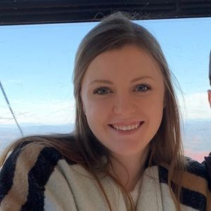 Meet your Posher, Carolyn